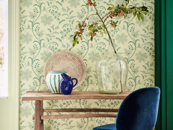 Photo d'ambiance Bedford Square - Acorn papier peint de Little Greene avec des accents verts