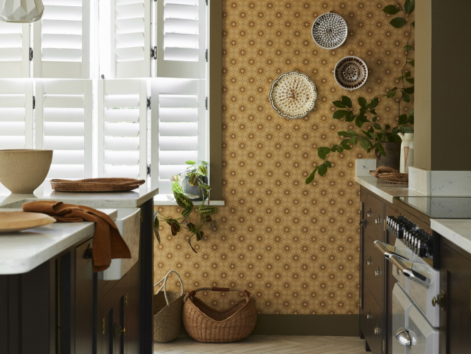 Ditsy Block - Bombolone de Little Greene avec des apparence années 70 et de petites fleurs brunes