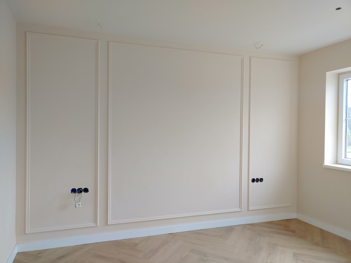 Orac moulure murale P8030